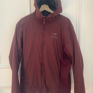dark red arcteryx atom lt